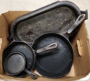 Bx 4 Pc. Cast Iron Cookware - Wagners