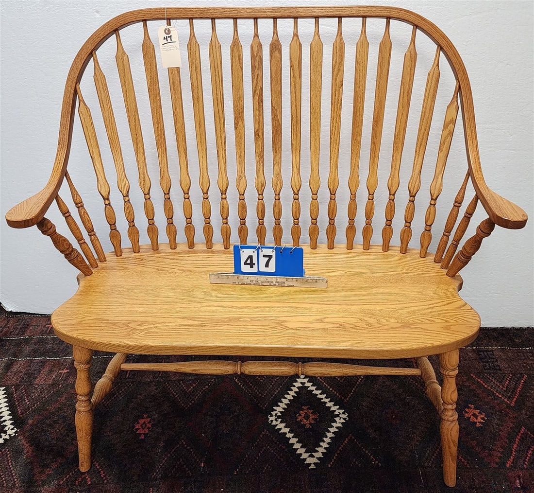 Hand Crafted Montgomery Street Table & Chair Company Binghamton, NY Windsor Bench 40" H X 45" W X 16: Hand Crafted Montgomery Street Table & Chair Company Binghamton, NY Windsor Bench 40" H X 45" W X 16 1/2" D