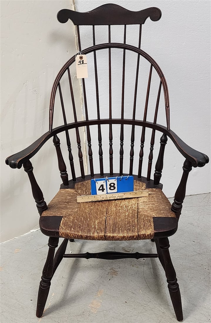 1920's Mahog Comb Back Windsor Arm Chair 44 1/2" H X 27 1/2" W X 18" D (1 of 2)