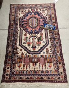 Persian 2'9" X 4'8"