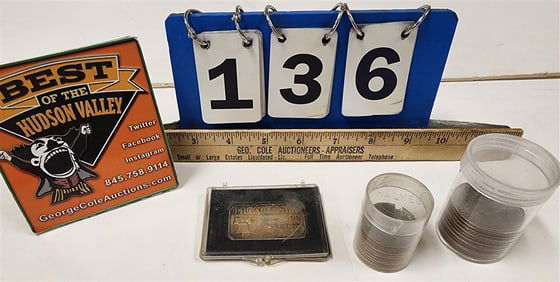 Lot Coins - Eisenhower Dollars, 10 Kennedy Half Dollars, Philidelphia Centennial City 1 Ounce Ingut