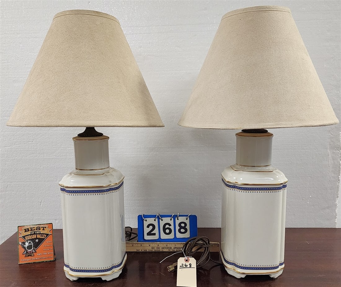 Pr. Porcelain Lamps 26" H: Pr. Porcelain Lamps 26" H