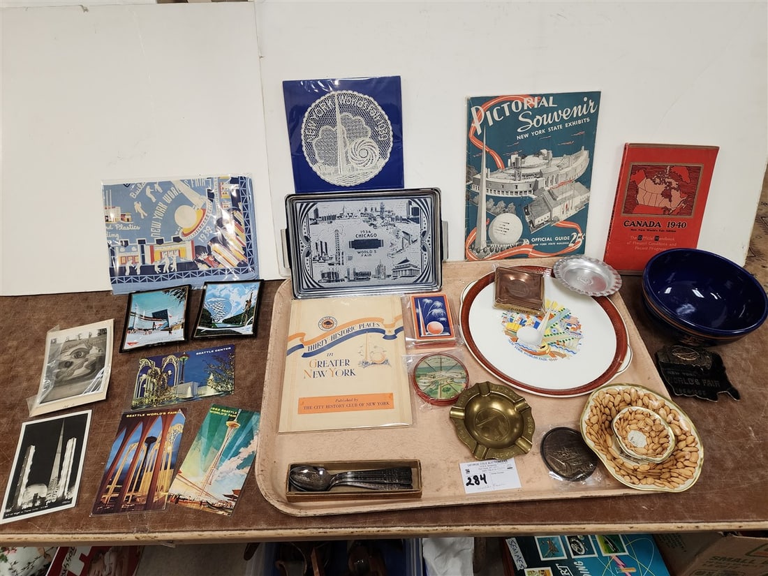Tray Worlds Fair Memorabilia - NY 1939 Cake Plate, Bowls, Flatware, Playing Cards, Coasters,: Tray Worlds Fair Memorabilia - NY 1939 Cake Plate, Bowls, Flatware, Playing Cards, Coasters, Ashtrays, Mr. Peanut Bowls, Etc. + 1940, NY '64/'65, Seattle '62 Post Cards, '34 Chrome Tray, Etc.