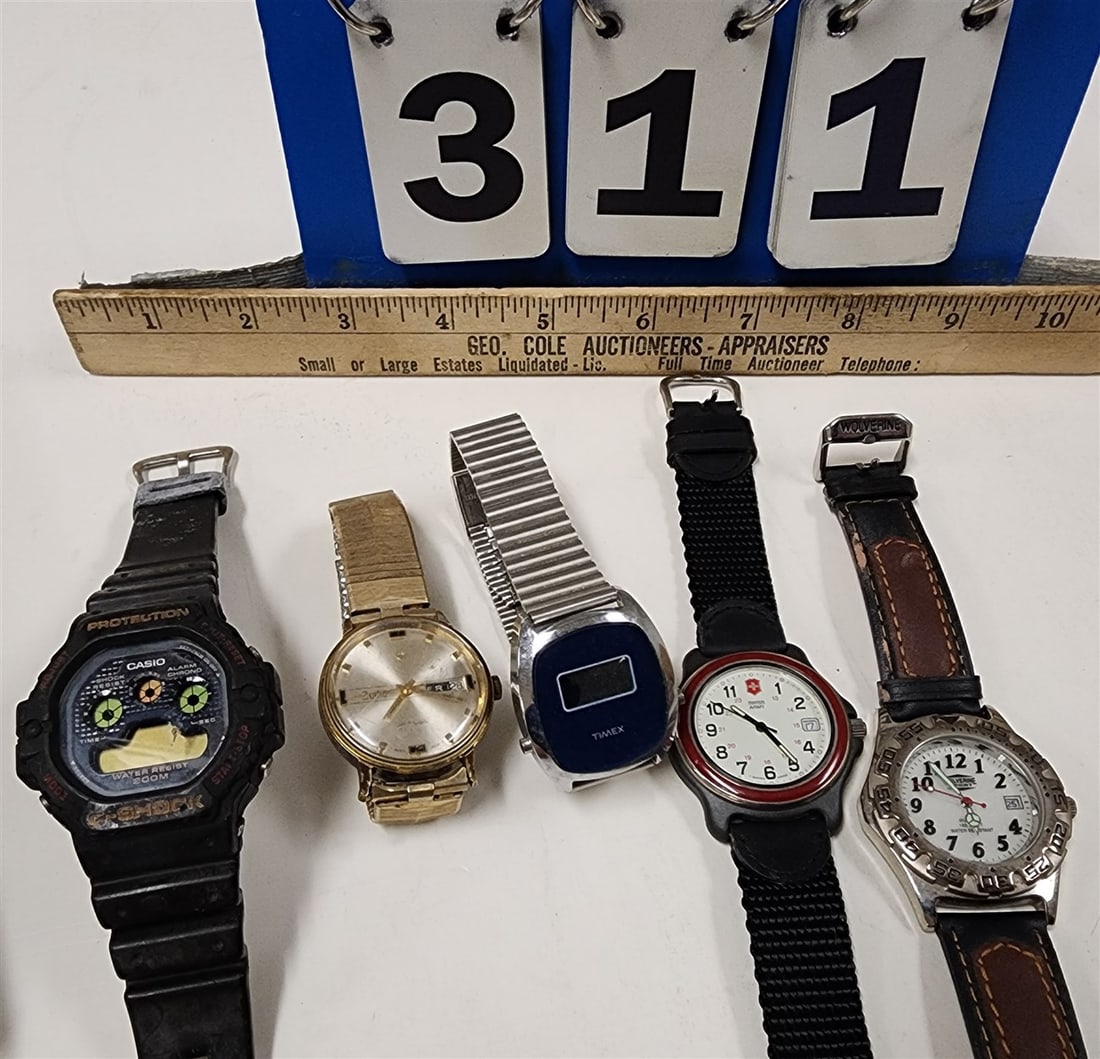Lot 5 Watches - Zodiac Automatic (Working), Wolverene Sport, Swiss Army +  Timex (1 of 4)
