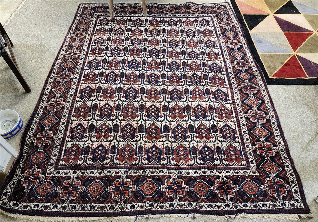 Shiraz 5'4" X 6'6": Shiraz 5'4" X 6'6"