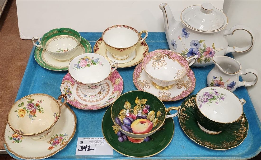 Tray 7 Cups & Saucers Incl. Aynsley, Royal Albert, Royal Stafford, Etc. + Royal Oak Tea Pot: Tray 7 Cups & Saucers Incl. Aynsley, Royal Albert, Royal Stafford, Etc. + Royal Oak Tea Pot