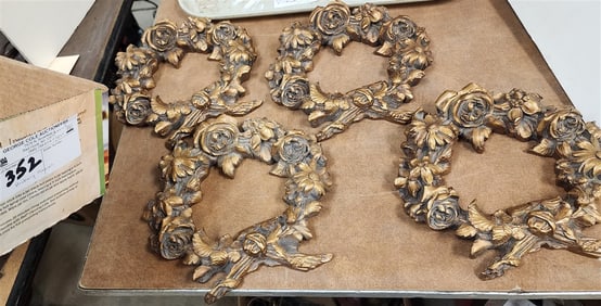 Hickory Manor Composite Floral Wreath 9" Diam.