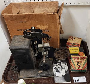 Tray Keystone Model E - 829 Projector + 7 Movies