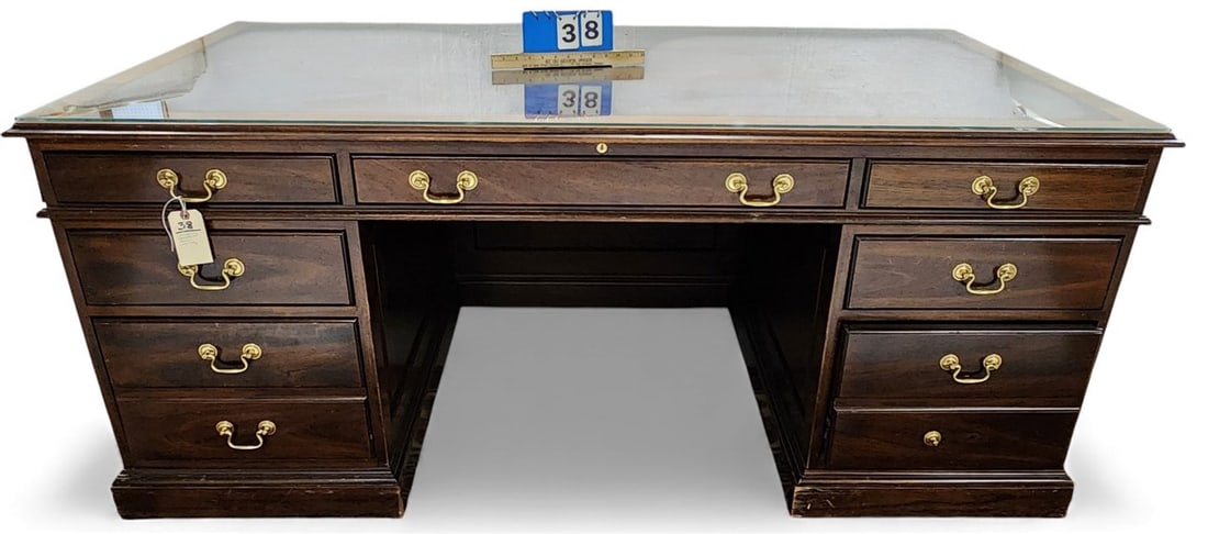 Stickley Mission Style Mahog Inlaid Executive Desk 31" H X 6' W X 3' D (1 Bail Handle Missing) (1 of 6)