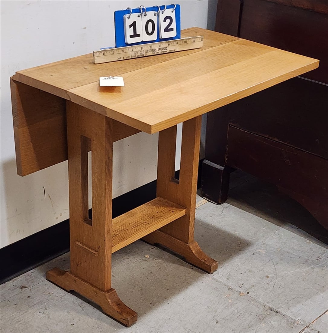 Stickley Mission Style Oak Drop Leaf Table 24 1/2" H X 24" W X 7 3/4" D Closed,  24" D Open (1 of 3)