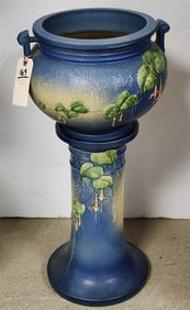 Roseville Fuchsia Jardenier 645-8"