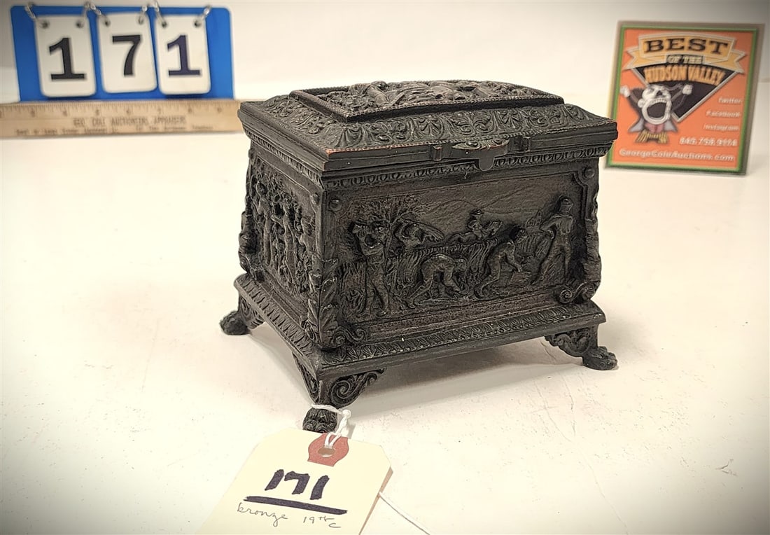 19th Bronze Jewelry Casket 4 3/4" H X 5 3/4" W X 4 1/2" D: 19th Bronze Jewelry Casket 4 3/4" H X 5 3/4" W X 4 1/2" D