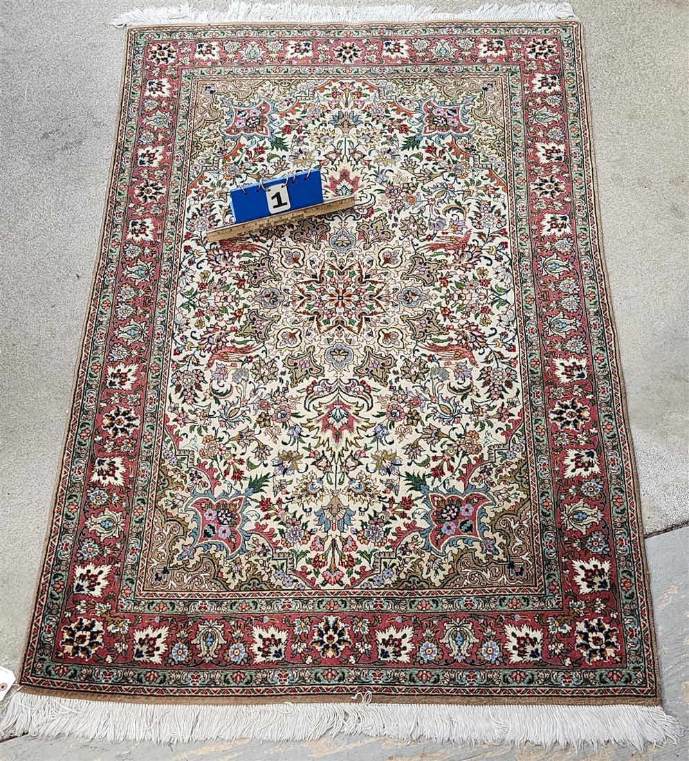 Tabriz 3'4" X 5'4"