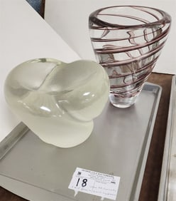 Tray 2 Art Glass - Sgnd Laura 5 1/4" X 6 1/2" Diam. + Vintage Purple Swirl Vase By Fm Ronneby