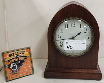 Seth Thomas Mahog Mantel Clock 11" H X 8 1/4" W X 5" D