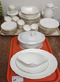 65 Pc. Heinrich Villeroy & Boch "Louisenburg Gold" Dinner Service