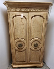 Bernhardt Pickled Oak Chifferobe 6'11" H X 4'6" W X 25" D