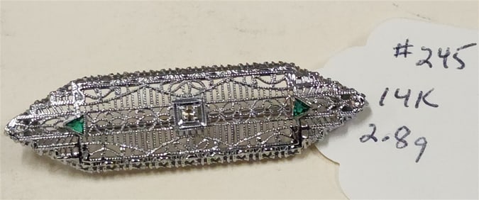 14K Filigree Pin w/Diamond & Saphires 2.8 Grams