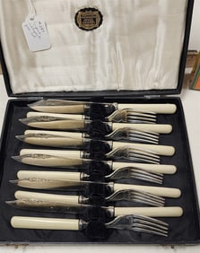 Bx'd English Silverplate Fish Set