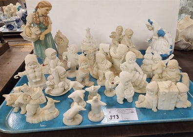 Tray 24 Snowbabies Figurines