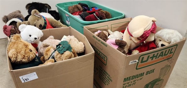 Lot 3 Bx's & 1 Tub Of Stuffed Bears