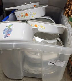 Tub Of Corningware & Pyrex - Corningware "Wind Flower", Pyrex "Friendship", Etc.