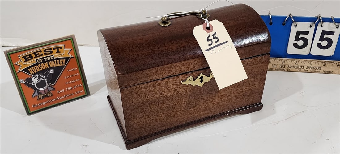 18th C Mahogany Tea Caddy 6 1/2" H X 9" W X 5" D (1 of 3)
