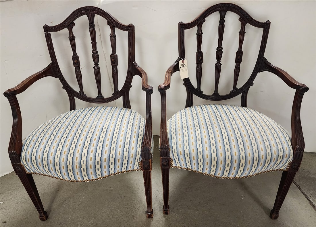 George III Hepplewhite Mahogany Shield Back Chairs (1 of 2)