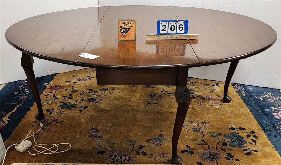 Kittinger Queen Anne Style Williamsburg Mahogany Drop Leaf Table 29" H X 58" L X 70" W Open, 23" W (1 of 2)