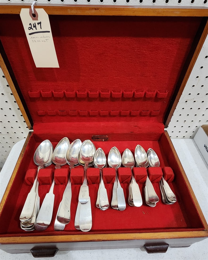 Bx Coin Silver Soup & Teaspoons 38.20 ozT. (1 of 4)
