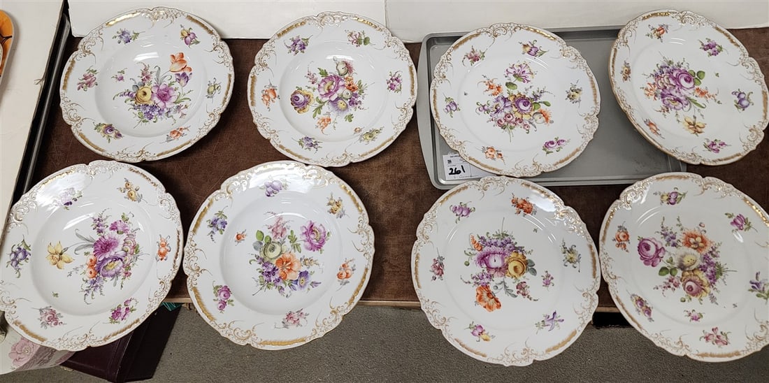 Tray 8 Dresden Soup Bowls 9 1/2" Diam.: Tray 8 Dresden Soup Bowls 9 1/2" Diam.