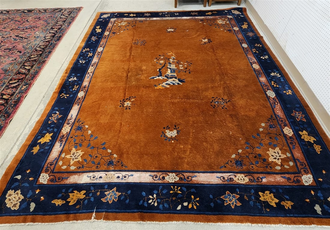 Deco Chinese Rug 9'3" X 11'8" (1 of 3)