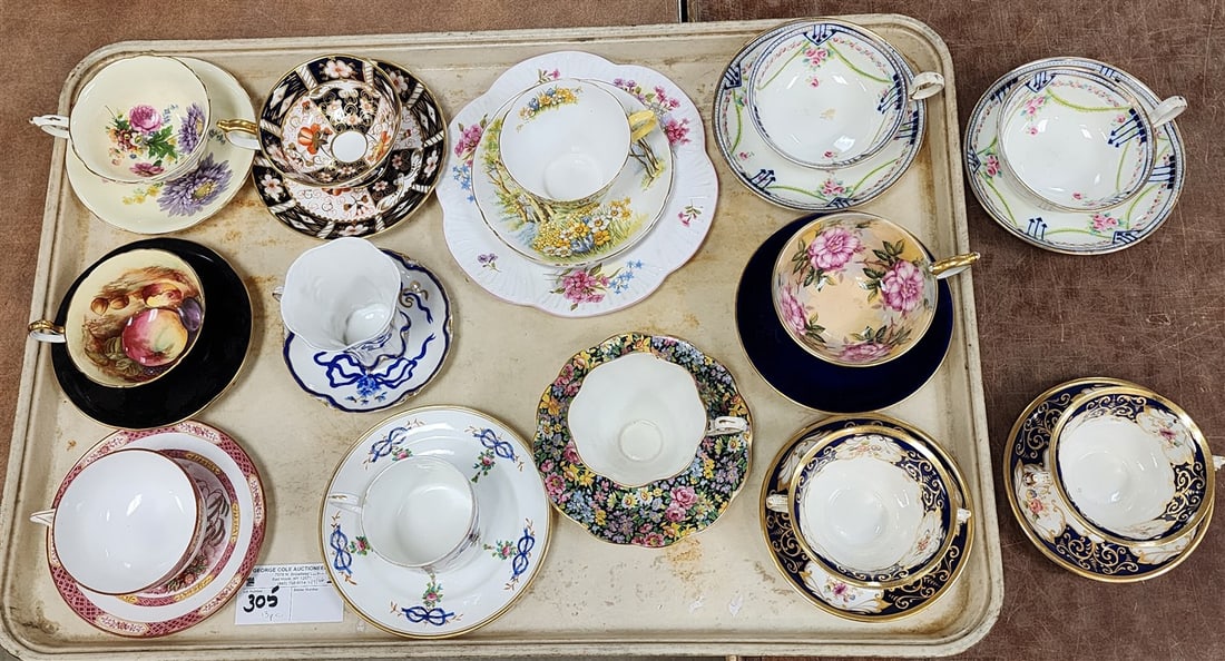 Tray 11 Teacups & Saucers Incl. Shelley, Ainsley, Limoges, Chintz, Royal Crown Derby, Etc. + 2 (1 of 12)