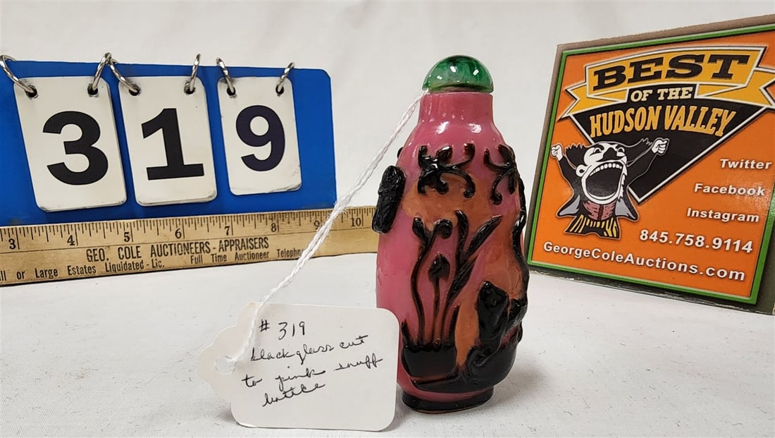 Chinese Black Overlay Pink Glass Snuff Bottle 3 1/4": Chinese Black Overlay Pink Glass Snuff Bottle 3 1/4"