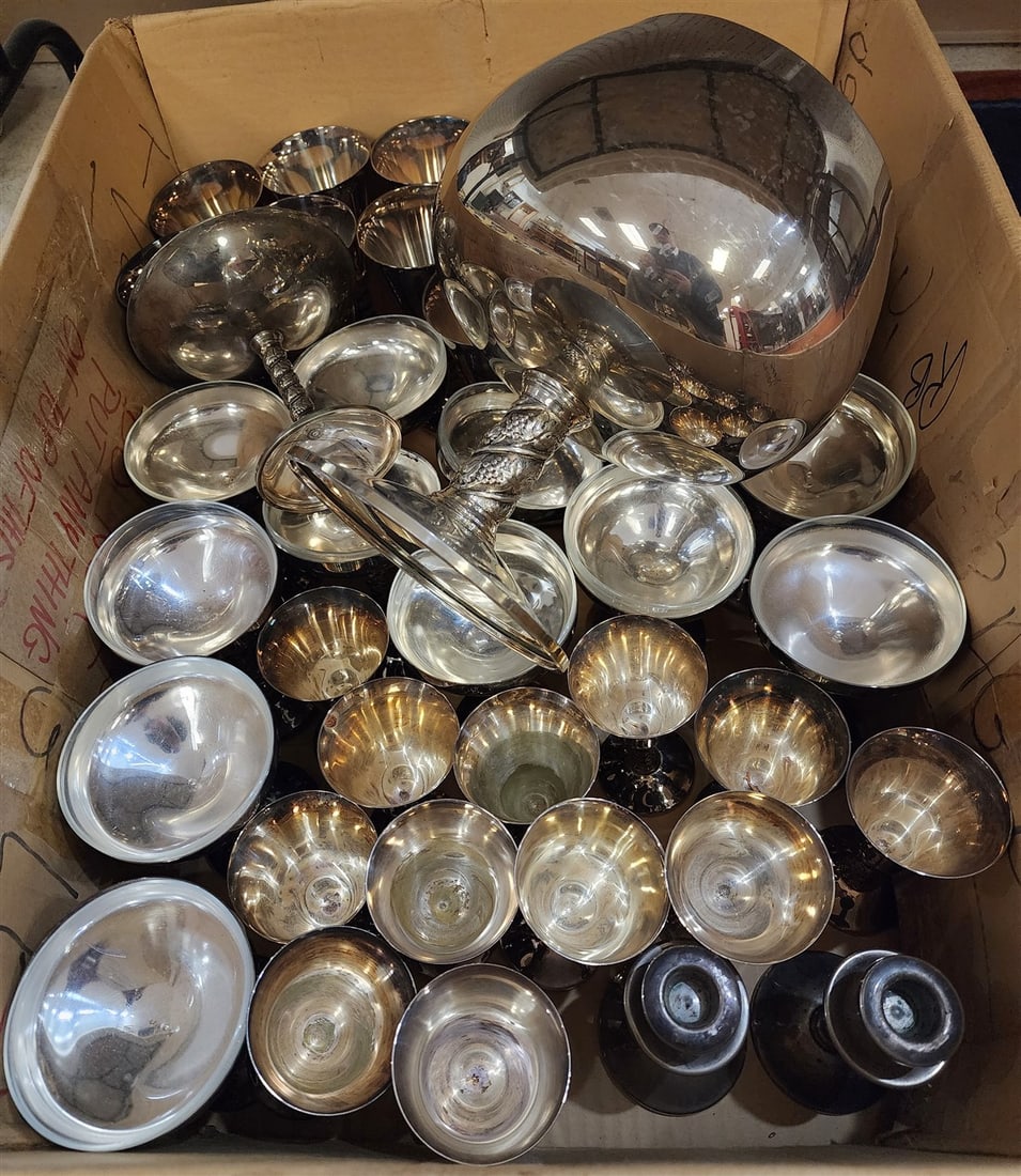 40 Pc. J. Perez Ruiz Spain Silverplate Stemware, Compote, Candlesticks + Footed Bowl 8 1/2" Diam. (1 of 6)