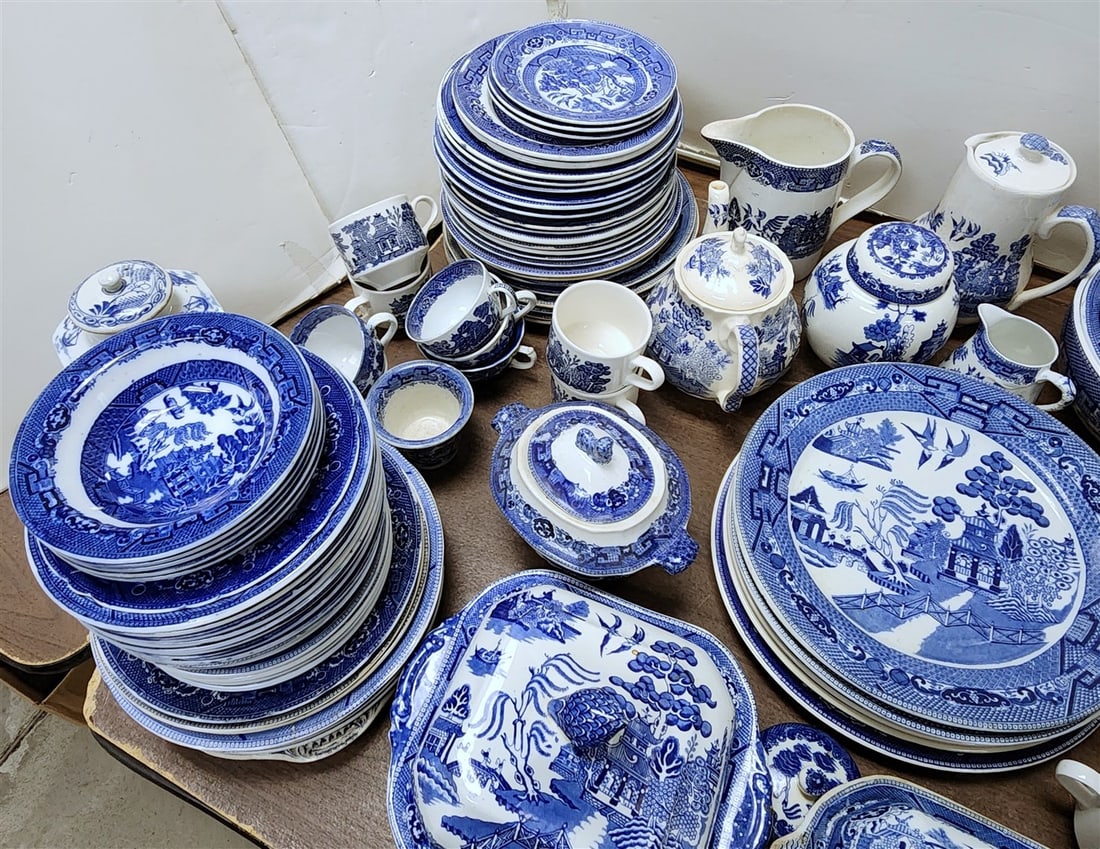 136 Pcs. Blue Willow - 2