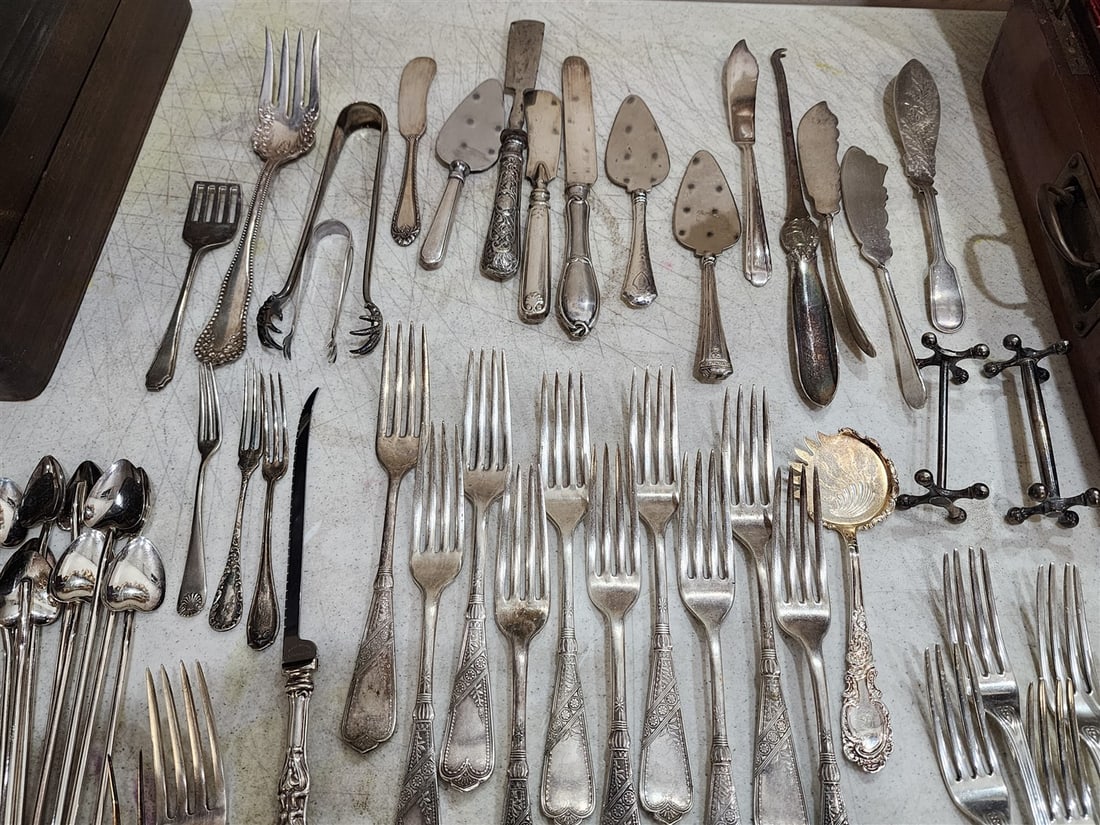 Bx Siilverplate Flatware - 4