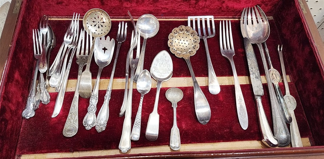 Bx Siilverplate Flatware - 6