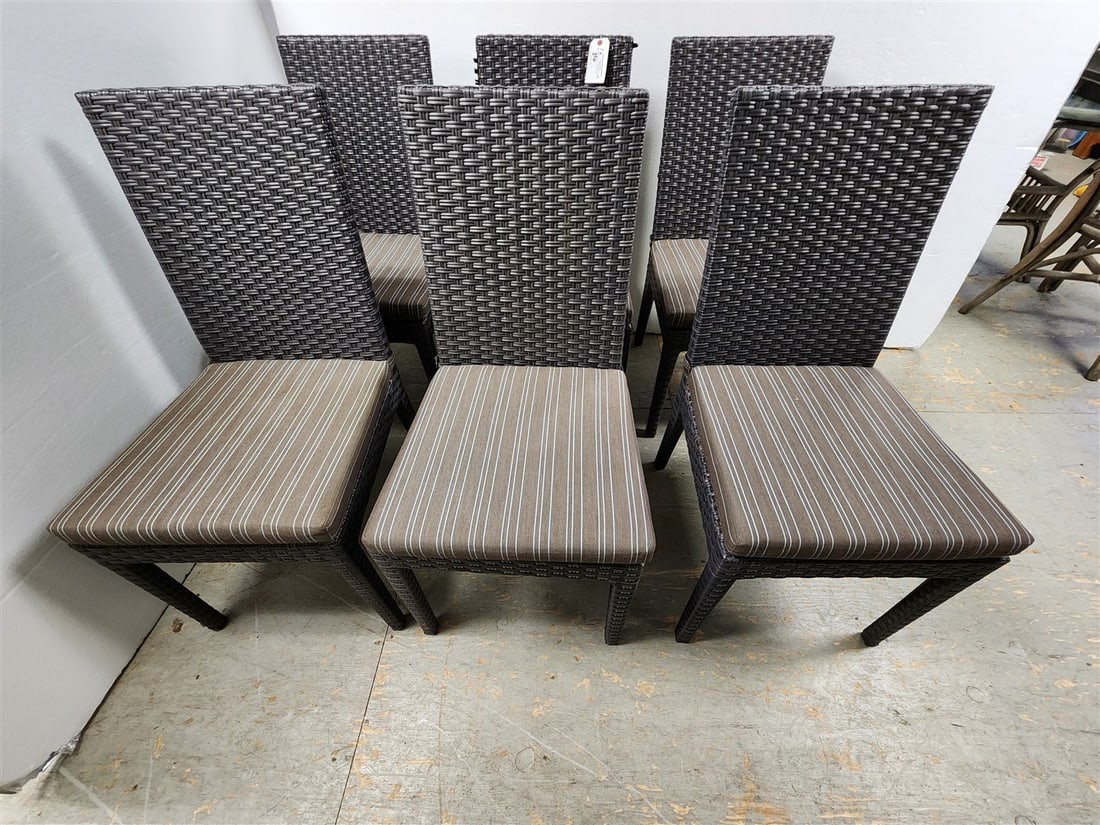 Set 6 Plastic Weave Patio Chairs 38 1/2" H X 18" W X 18 1/2" D (1 of 4)