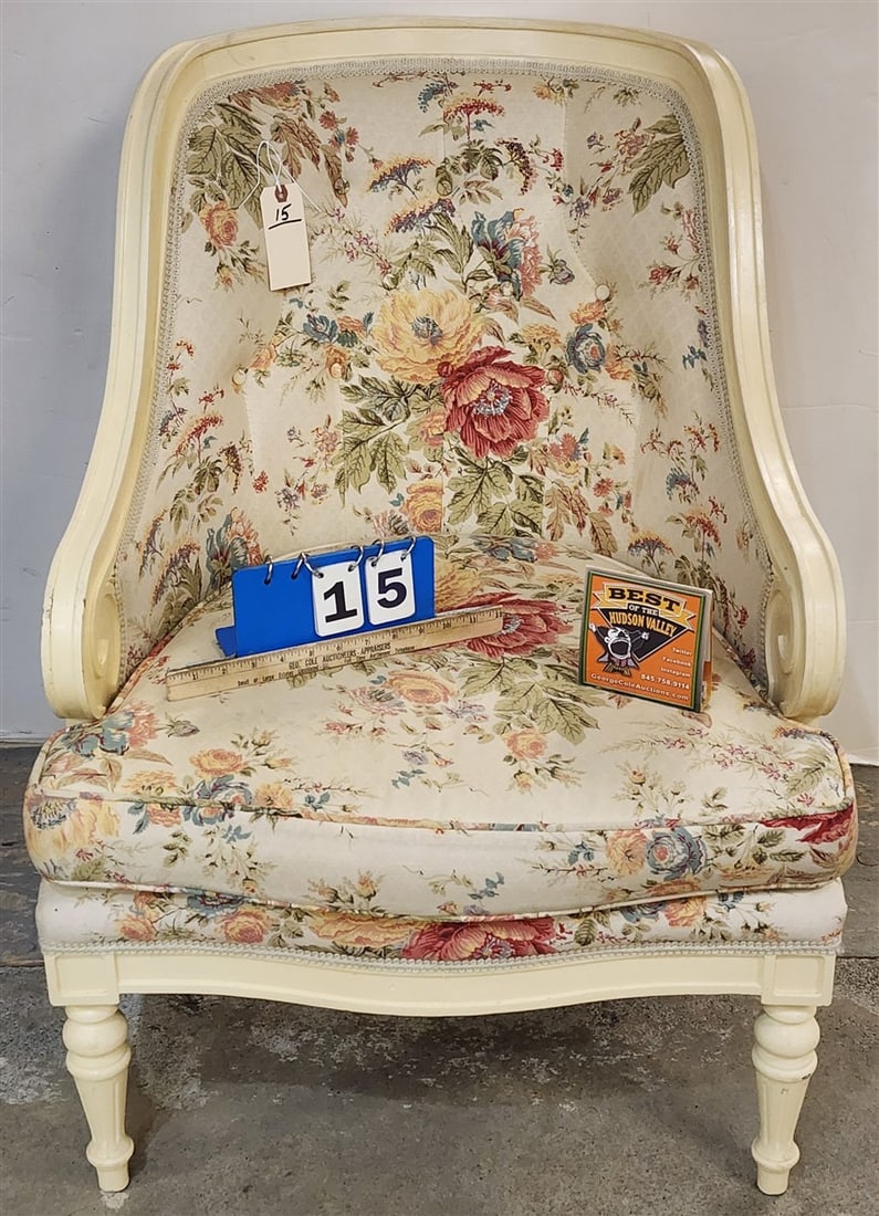 Uphols. Chair 35" H X 26" W X 21" D: Uphols. Chair 35" H X 26" W X 21" D