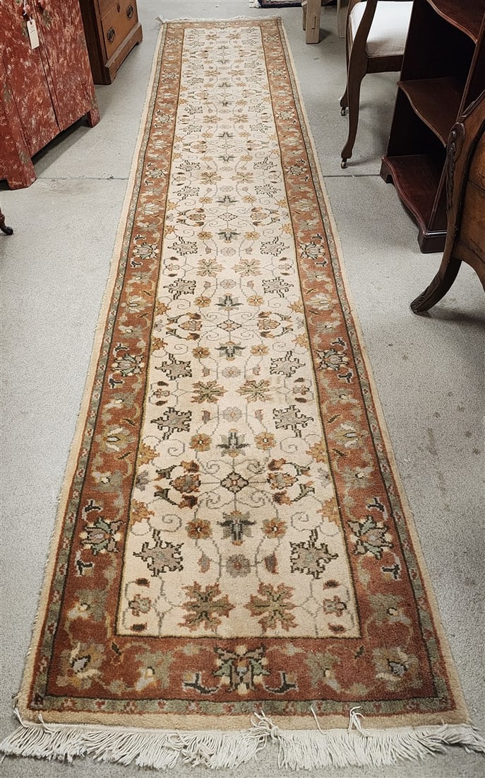 Persian Runner 2'8 1/2" X 14": Persian Runner 2'8 1/2" X 14"