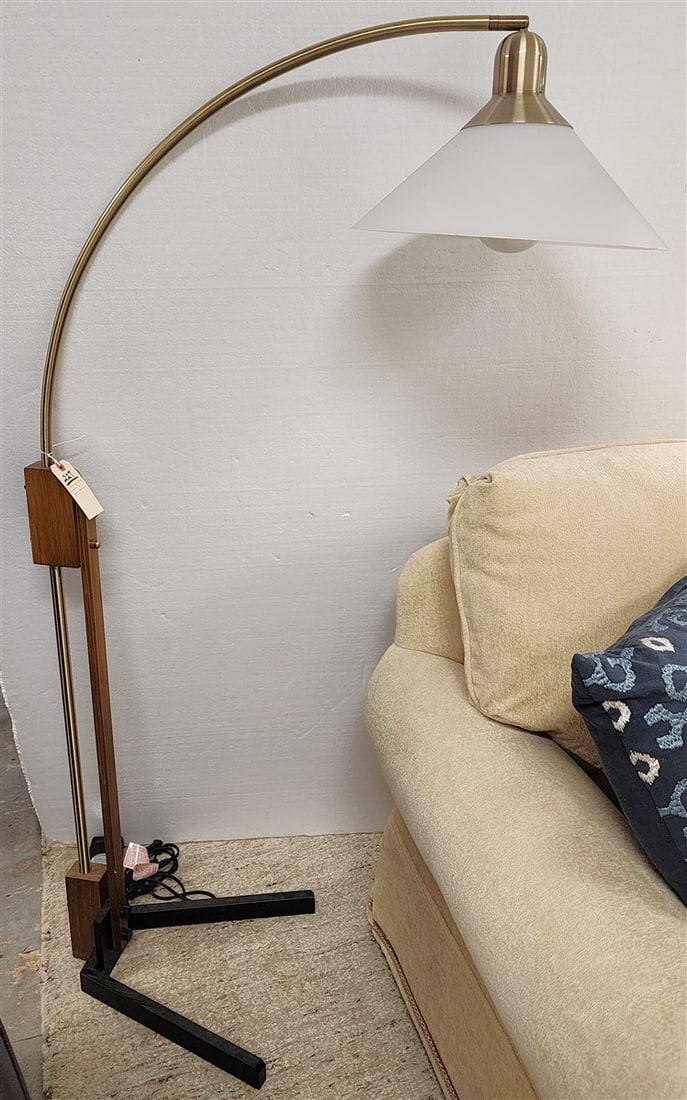 Nova Of California Melmar Arc Floor Lamp 5' H: Nova Of California Melmar Arc Floor Lamp 5' H