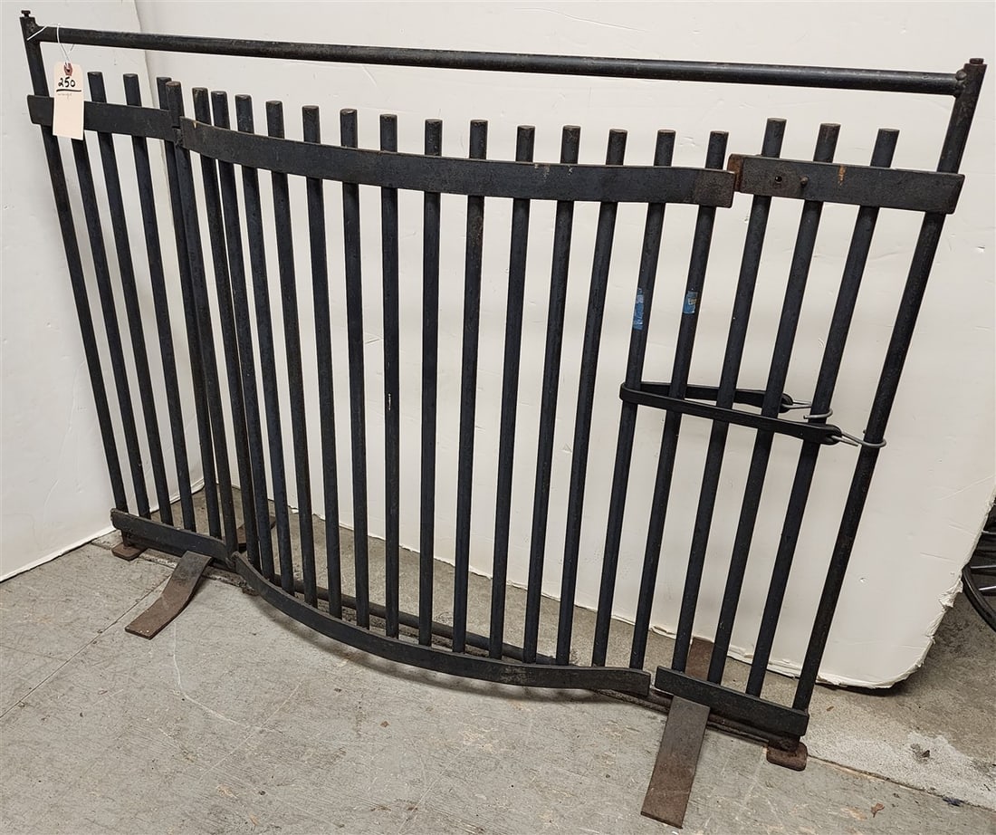 Wrought Iron Fire Screen 35" H X 46" W (1 of 4)