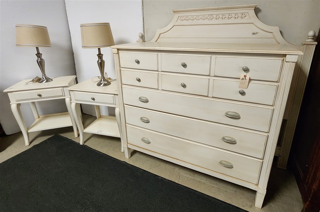 4 Pc. Ethan Allen Ptd. Bedroom Set - 5 Drawer Chest 46 1/2" H X 51 1/2" W X 18 1/2" D, Queen Size (1 of 5)