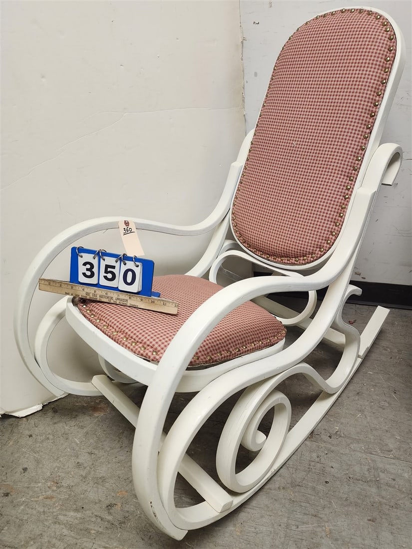 Bentwood Rocker 38" H X 20 1/2" W X 18 1/2" D: Bentwood Rocker 38" H X 20 1/2" W X 18 1/2" D