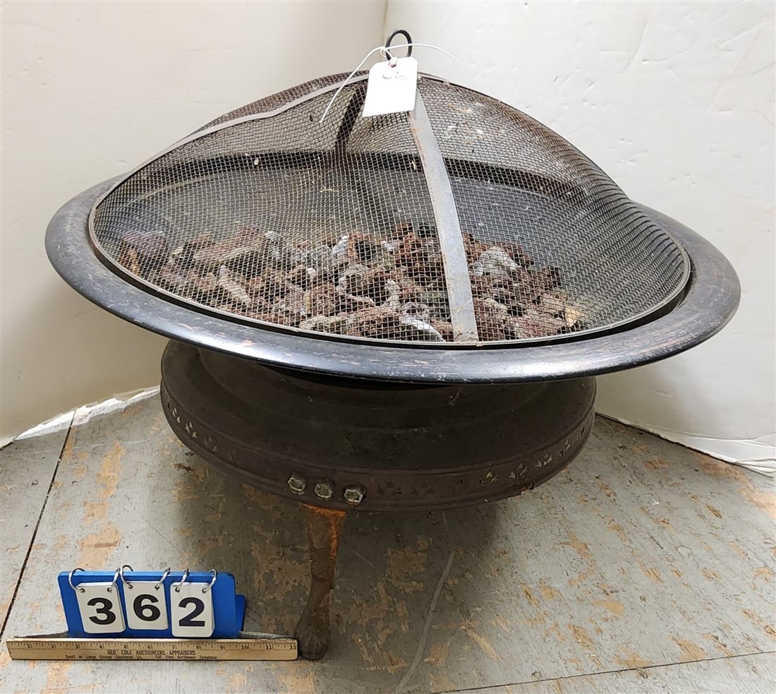 Fire Pit 2' H X 29 1/2" Diam. (1 of 2)