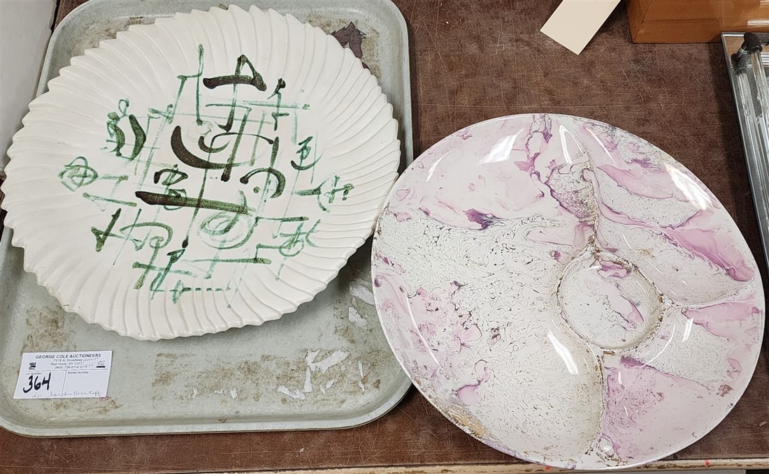 Tray 2 Sascha Brastoff Ceramic Chargers - 13 1/2" Diam. + 12" Diam.: Tray 2 Sascha Brastoff Ceramic Chargers - 13 1/2" Diam. + 12" Diam.