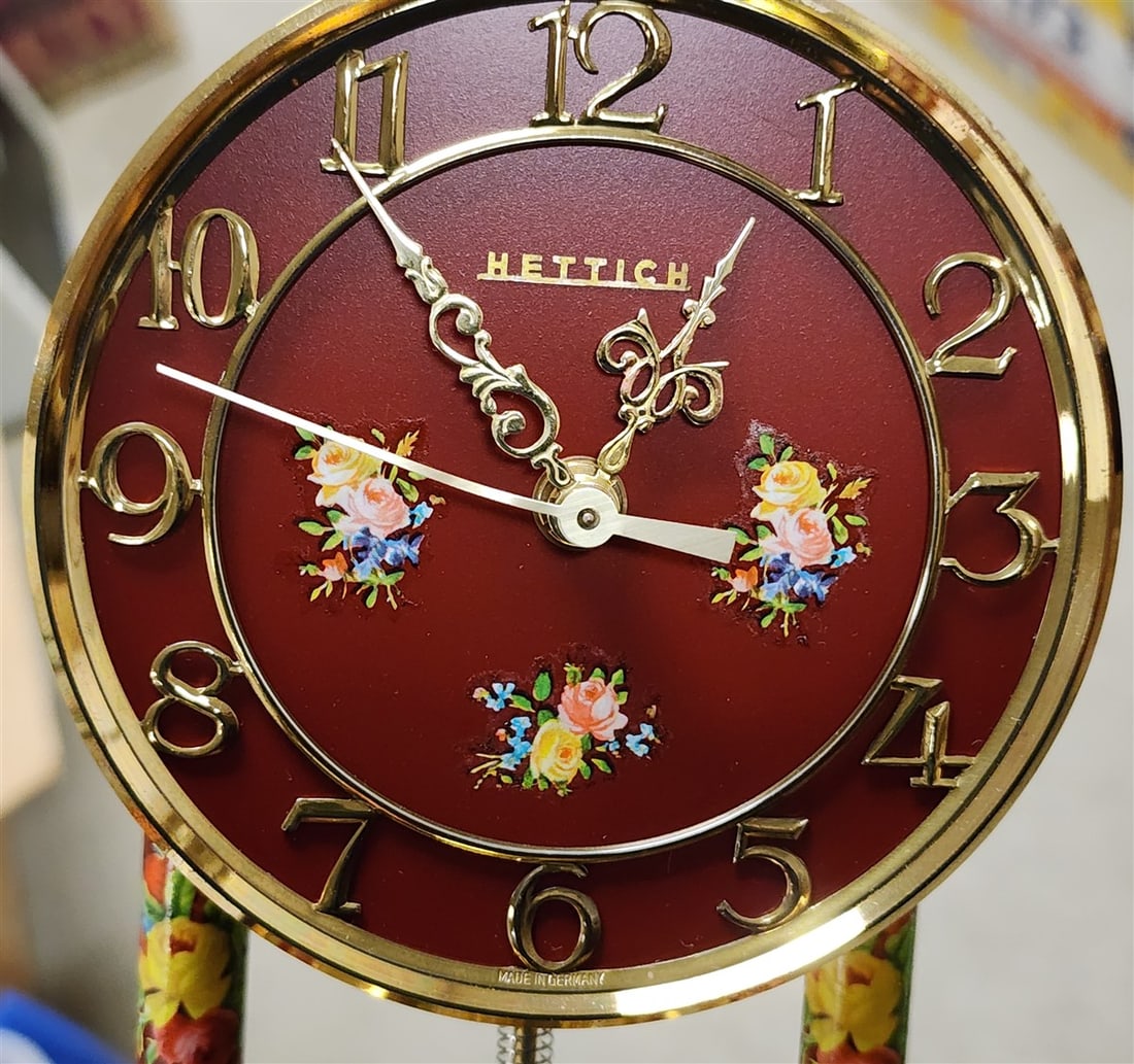 Hettigh Anniversary Clock 11 1/2" - 4