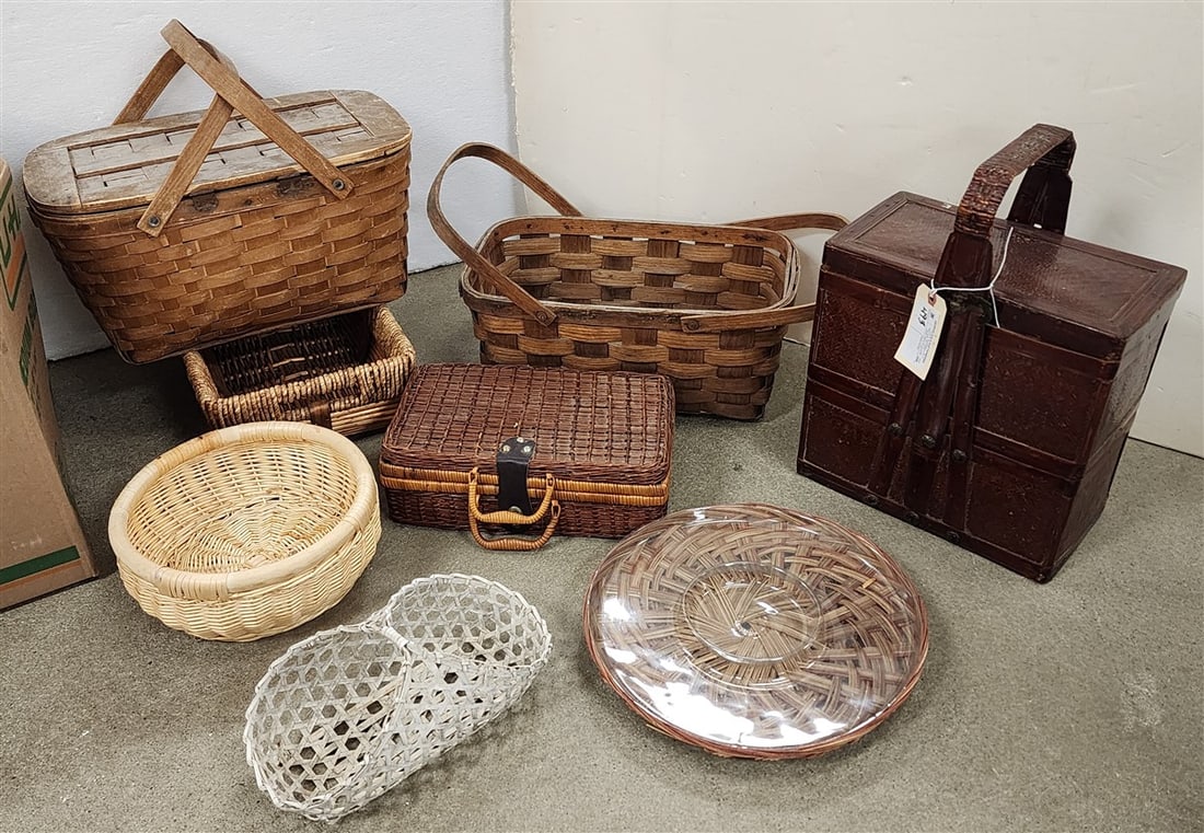 Lot Baskets (1 of 2)