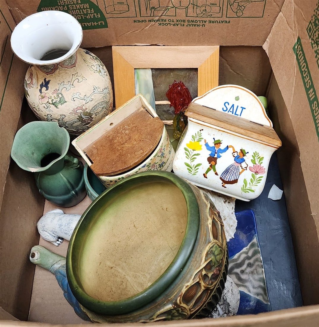 Bx Misc. - Roseville Normandy Jardenier, 2- Salt Cellars, Etc. (1 of 7)